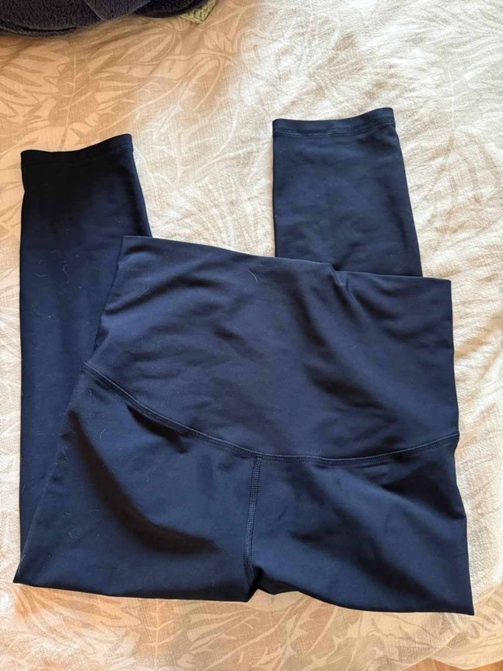 Old Navy Maternity Capri 7/8 Leggings